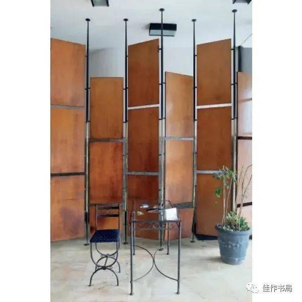 emc易倍：“非典型”建筑：现代主义风格的900种可能(图2)