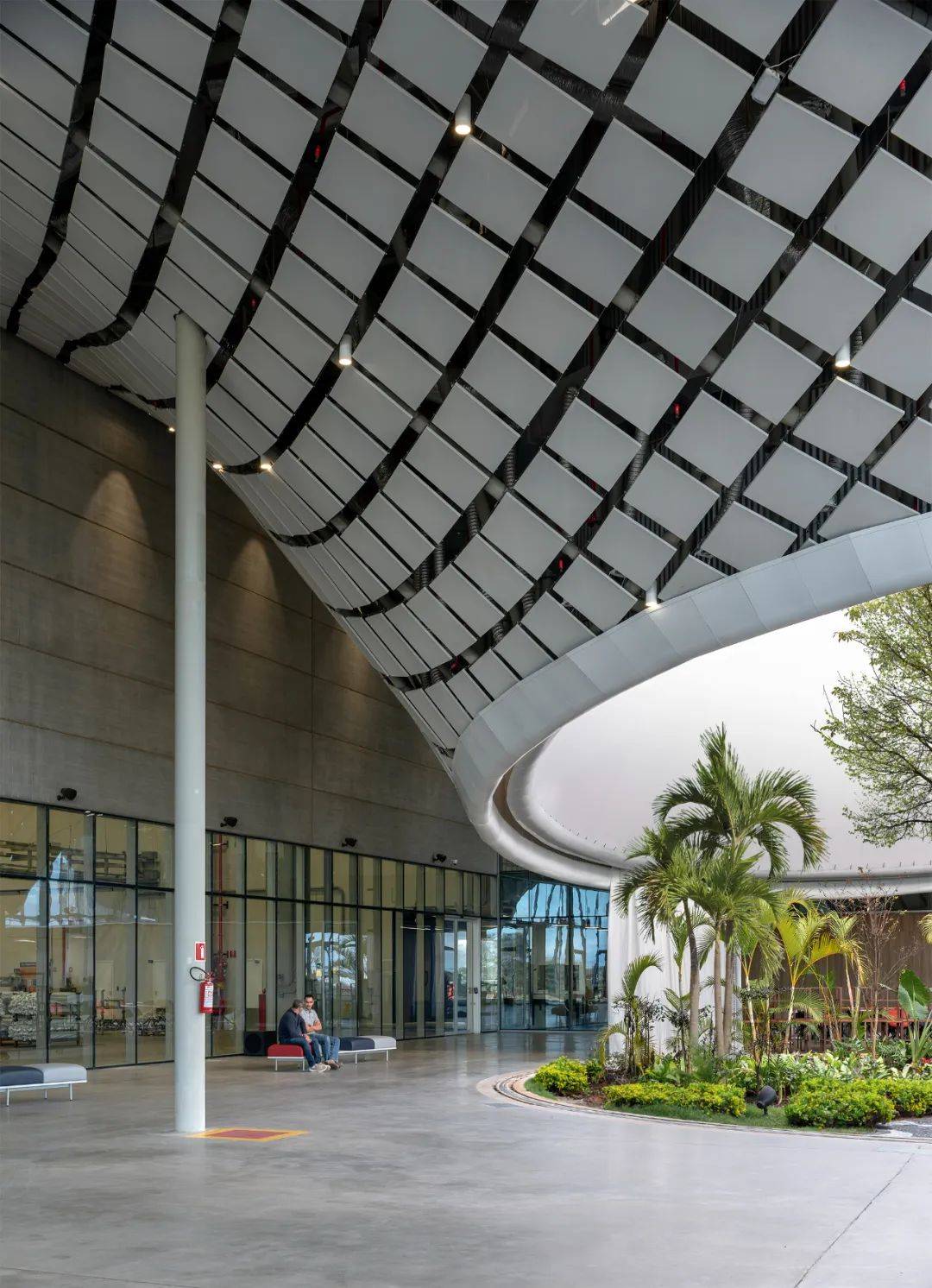 emc易倍：经典鉴赏 总部办公大楼建筑设计佳作(图9)