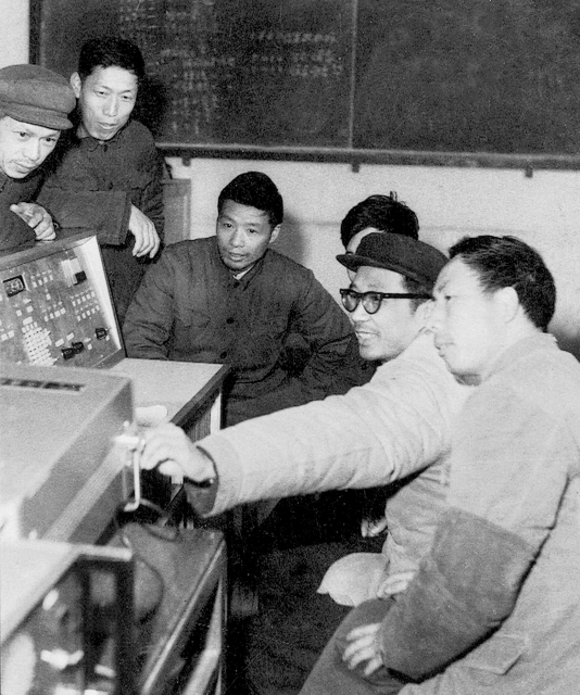 emc易倍：西安电子科技大学：红色电波映初心(图1)
