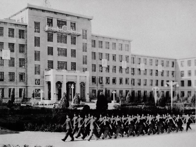 emc易倍：西安电子科技大学：红色电波映初心(图2)