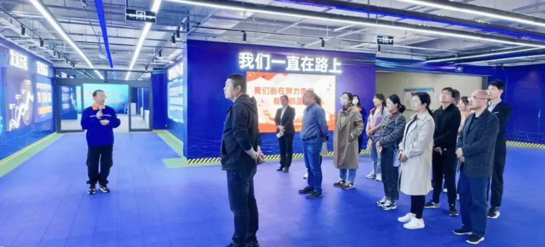 emc易倍：烟台城乡建设学校建工专业部赴飞龙·研发中心和飞龙·智慧谷项目部进行交流学习(图4)